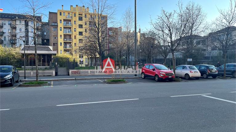 Ad.ze Porta Romana - box auto