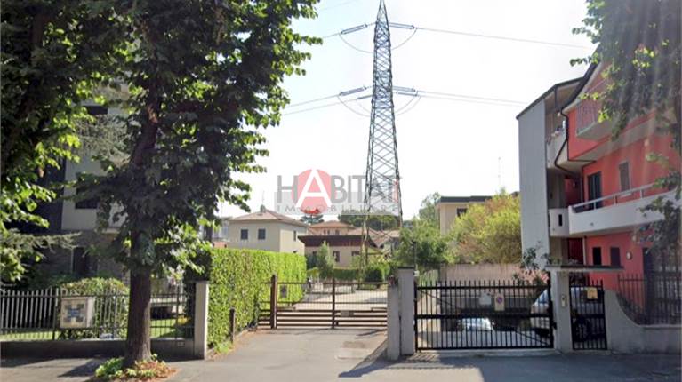 Garage for sale in Cologno Monzese
