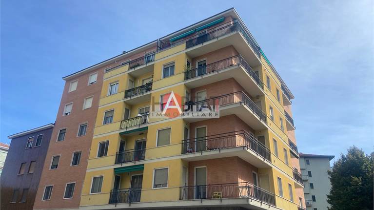 Ad.ze MM Gambara, trilocale arredato