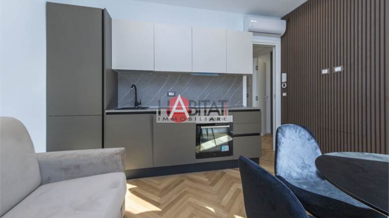 Ad.ze Piazza Amati - 2 locali ristrutturato