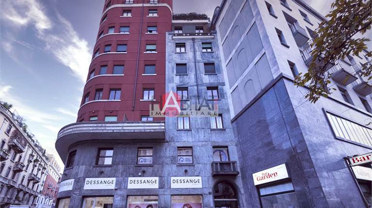 Office for sale in Milano