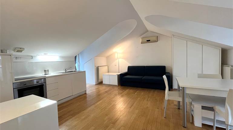 Studio flat for rent in Milano
